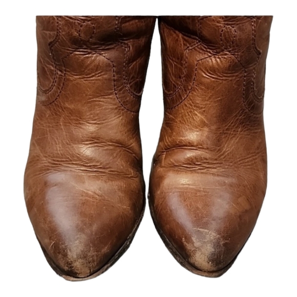 Frye heeled boots size 6.5 - Picture 3 of 15